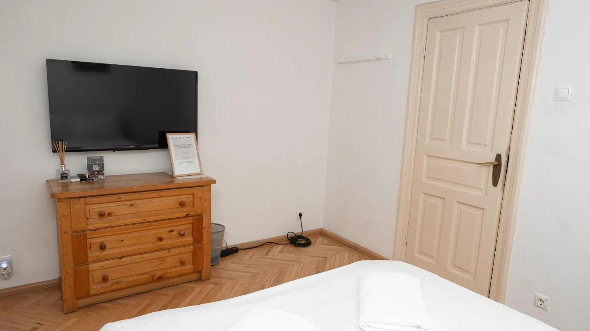 George&Dragon Rooms Boekarest 2*,  Roemenië